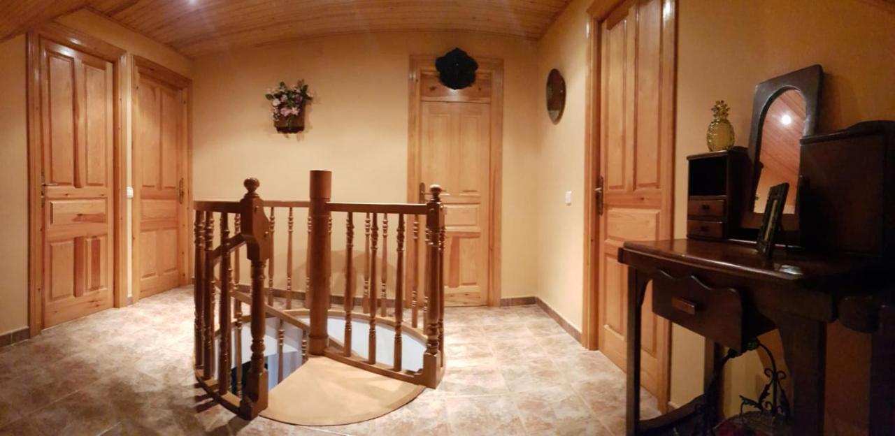 Atico-Duplex Basa La Mora Appartement Saravillo Buitenkant foto